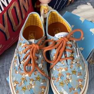 Toy story vans size 3.0
